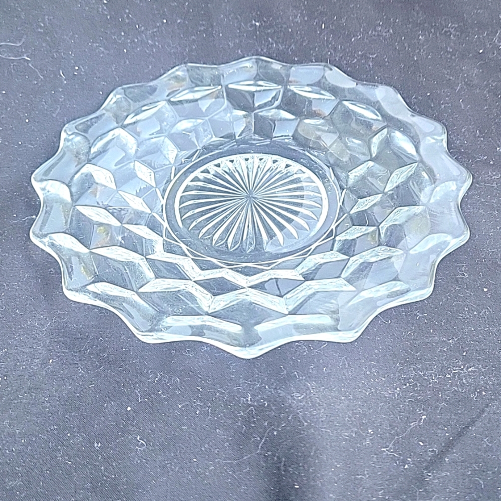 Fostoria America crystal clear bread and butter 6" plates. Set of 6